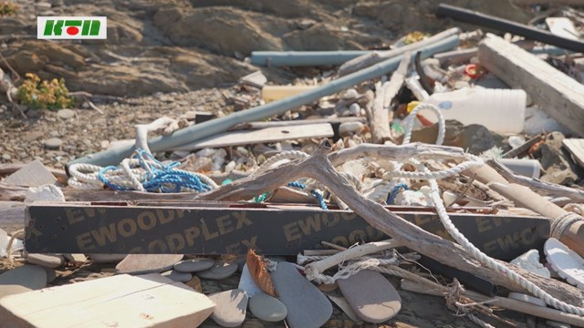 対馬に大量の漂着ごみ…日米韓が連携して海岸清掃 駐日大使の姿も【長崎